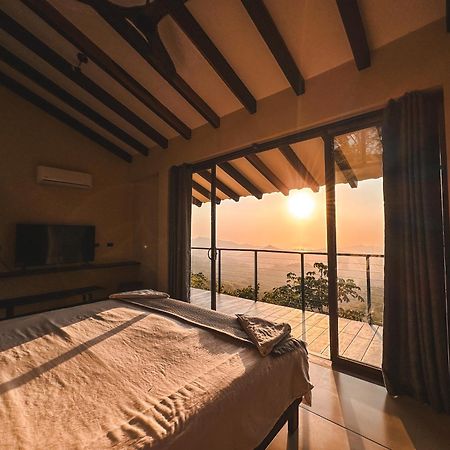 Villa Canopy Минка Екстериор снимка